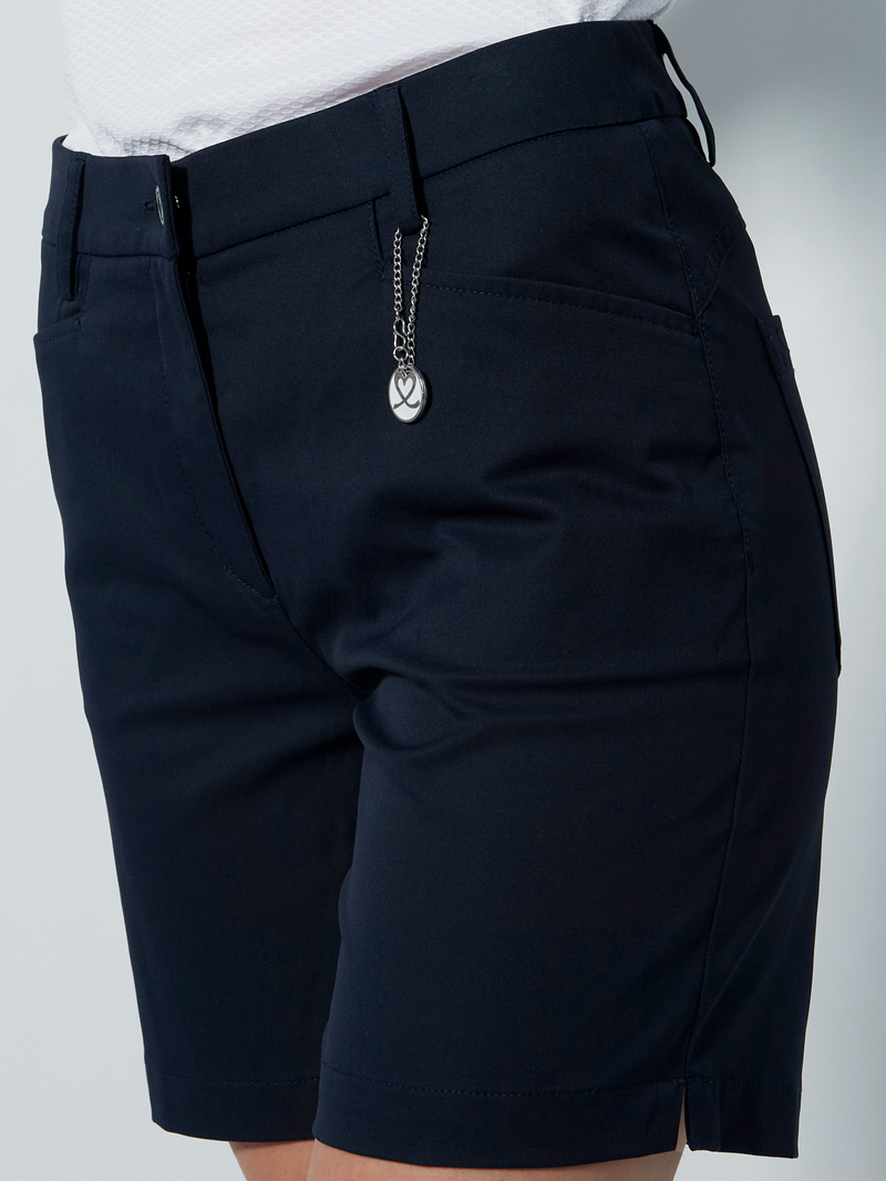 Short Lyric Navy Femme