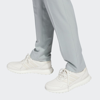 Pantalon Ultimate365 Tapered Gris Homme