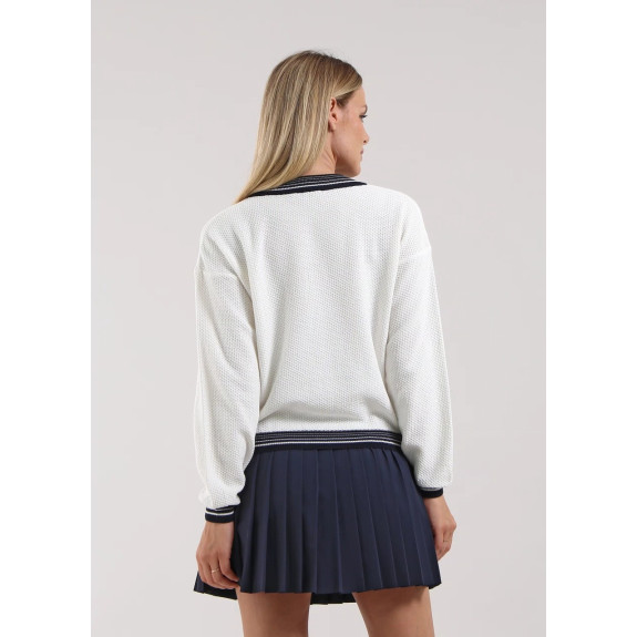 Pull Nubile White Femme